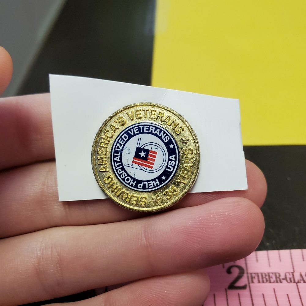 Serving America's veterans pin - Picture 3 of 4